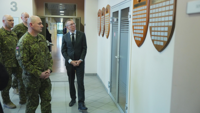 15.05.2025. Valsts prezidenta Edgara Rinkēviča vizīte Nacionālo bruņoto spēku Instruktoru skolā