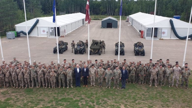 Valsts prezidents tiekas ar Zemessardzes 3. Latgales brigādes karavīriem un bataljonu instruktoriem