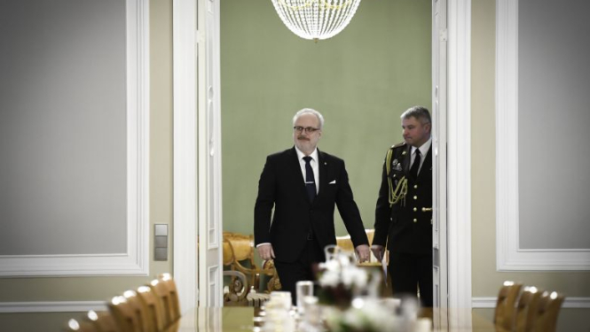 Rīgas pilī šodien apspriesti aktuālākie valsts ārpolitikas, aizsardzības un drošības politikas temati