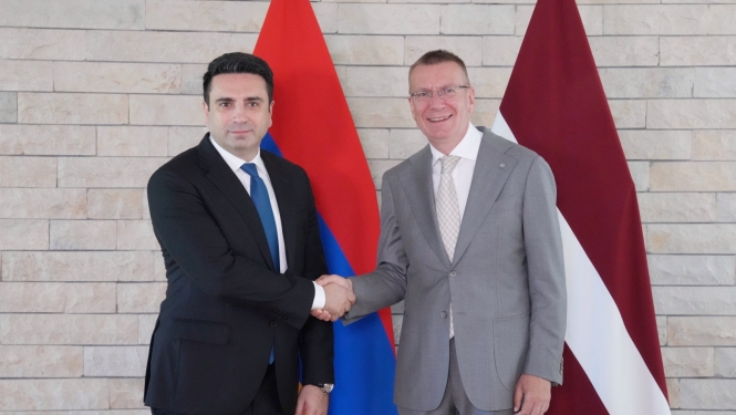 26.06.2024. Valsts prezidenta Edgara Rinkēviča tikšanās ar Armēnijas Nacionālās Asamblejas prezidentu Alenu Simonjanu (Alen Simonyan)