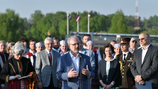 13.05.2023. Valsts prezidenta Egila Levita uzruna Dziesmu svētku cildinājuma akmens svinīgajā atklāšanas pasākumā “Celiet mani uz akmeņa”