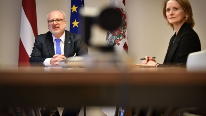 Latvijas un Gruzijas prezidenti izsaka cerību uz pēc iespējas drīzu gaisa satiksmes atjaunošanu starp Rīgu un Tbilisi