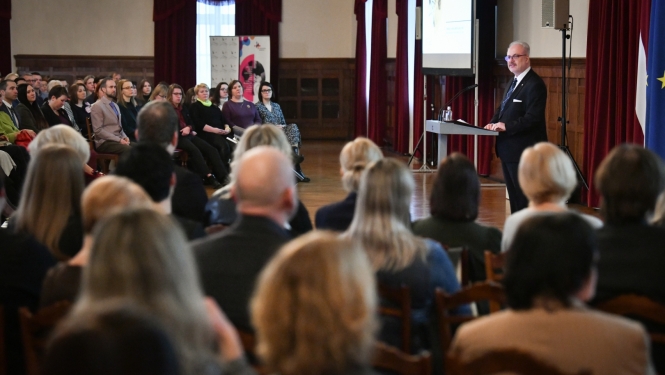 30.01.2023. Valsts prezidents Egils Levits piedalās Demokrātijas akadēmijas atklāšanas pasākumā “Demokrātija un pilsoniskā sabiedrība Latvijā un Eiropā”. Foto autors: Ilmārs Znotiņš, Valsts prezidenta kanceleja.