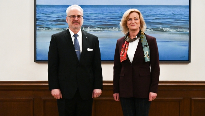 02.02.2023. Valsts prezidents Egils Levits Rīgas pilī tiekas ar ekonomikas ministri Ilzi Indriksoni