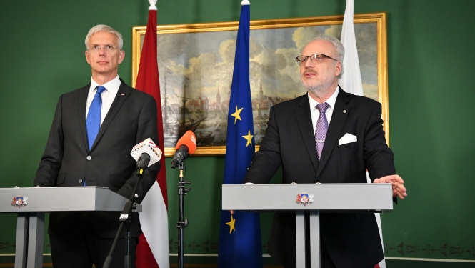 Valsts prezidents Egils Levits un Ministru prezidents Krišjānis Kariņš