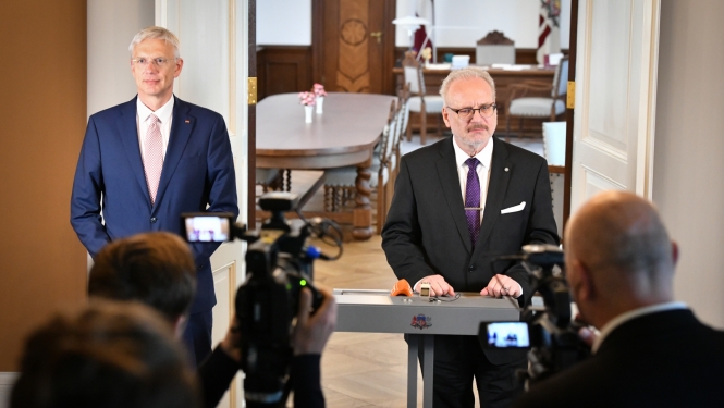 Krišjānis Kariņš un Egils Levits sniedz paziņojumus medijiem