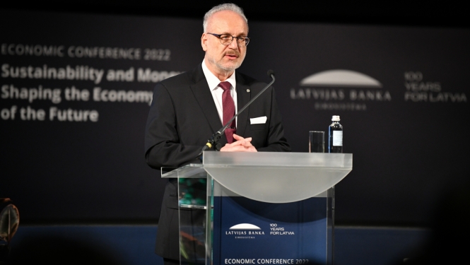 03.11.2022. Valsts prezidents Egils Levits atklāj Latvijas Bankas tautsaimniecības konferenci “Ilgtspēja un nauda: veidojot nākotnes ekonomiku”