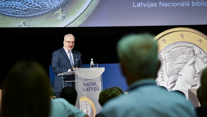 18.08.2022. Valsts prezidents Egils Levits piedalās un uzrunā klātesošos konferencē “Nauda Latvijā no neatkarības atjaunošanas līdz mūsdienām”.