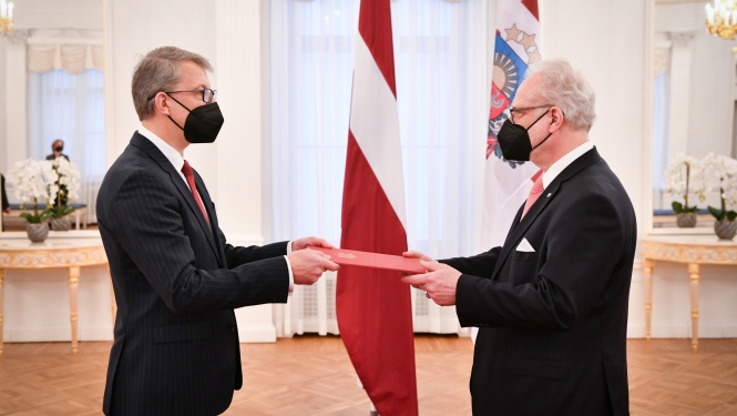 Kaspars Ozoliņš un Egils Levits