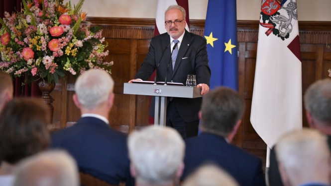 27.06.2023. Valsts prezidents Egils Levits tiekas ar sabiedrības pārstāvjiem prezidentūras noslēguma sarunā “Ar skatu nākotnē!”