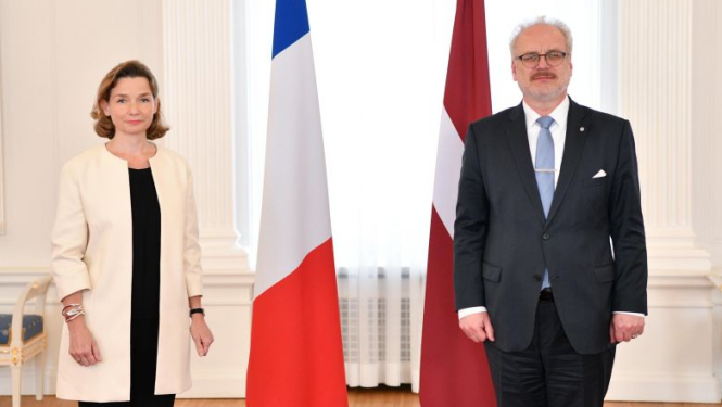 Valsts prezidents akreditē Francijas Republikas vēstnieci Latvijā