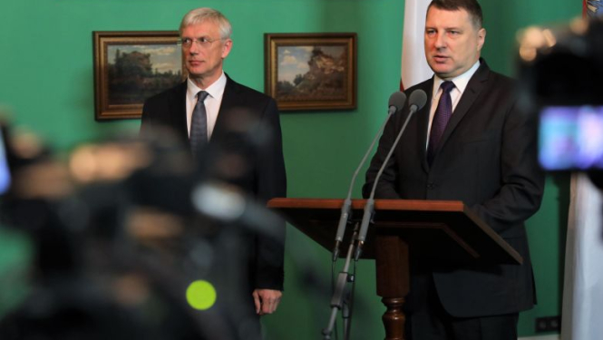 Valsts prezidents Raimonds Vējonis aicina Krišjāni Kariņu sastādīt valdību