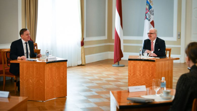 Valsts prezidents un Latvijas Bankas prezidents: krīze ir jāizmanto ilgtspējas un sabiedrības solidaritātes veicināšanai