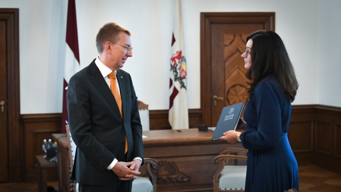 Edgars Rinkēvičs un Iveta Kruka