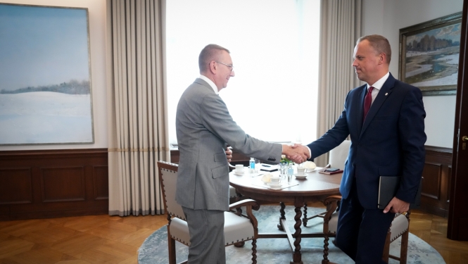 09.09.2024. Valsts prezidenta Edgara Rinkēviča tikšanās ar Saeimas frakcijas “Apvienotais saraksts – Latvijas Zaļā partija, Latvijas Reģionu Apvienība, Liepājas partija” priekšsēdētāju Edgaru Tavaru