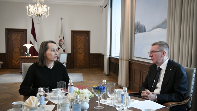 19.03.2024. Valsts prezidenta Edgara Rinkēviča tikšanās ar Sabiedrisko elektronisko plašsaziņas līdzekļu padomes locekli Sanitu Upleju-Jegermani