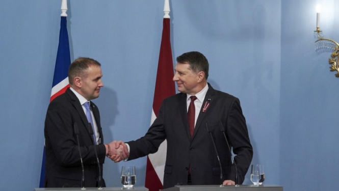 Valsts prezidenta Raimonda Vējoņa paziņojums presei pēc tikšanās ar Islandes prezidentu Gudni Jouhannesonu