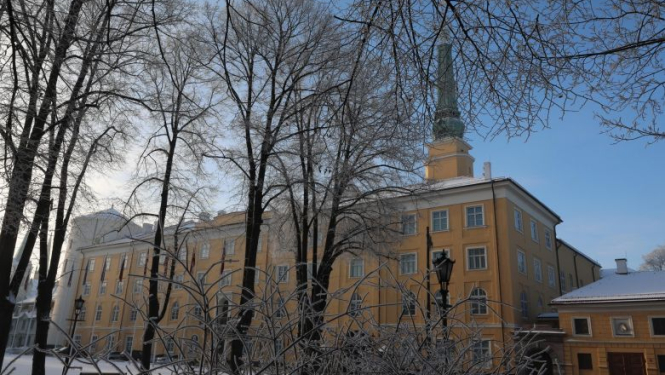 Valsts prezidenta darbu Ēnu dienā iepazīs 13 jaunieši