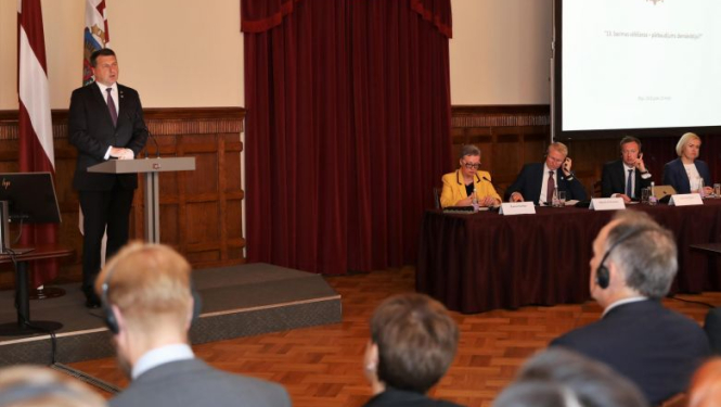 Valsts prezidents: Saeimas vēlēšanu laikā vārda brīvība var kļūt par melu brīvību