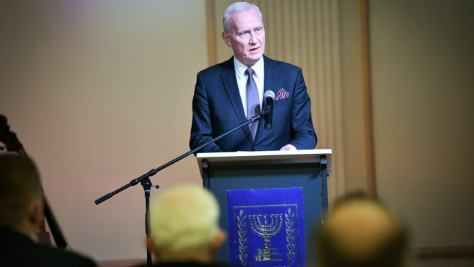 Andris Teikmanis