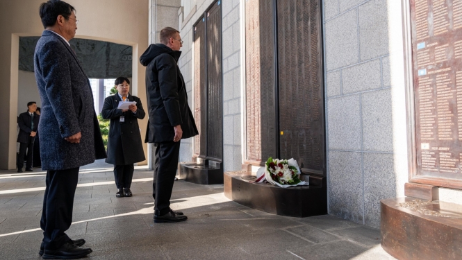 29.11.2024. Valsts prezidenta Edgara Rinkēviča darba vizīte Korejas Republikā: Korejas Kara memoriāls