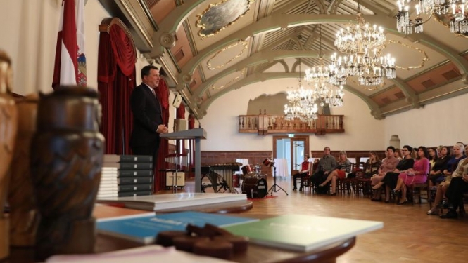 Valsts prezidents pedagogiem pasniedz Ata Kronvalda balvas un apbalvo Latvijas labākās skolas