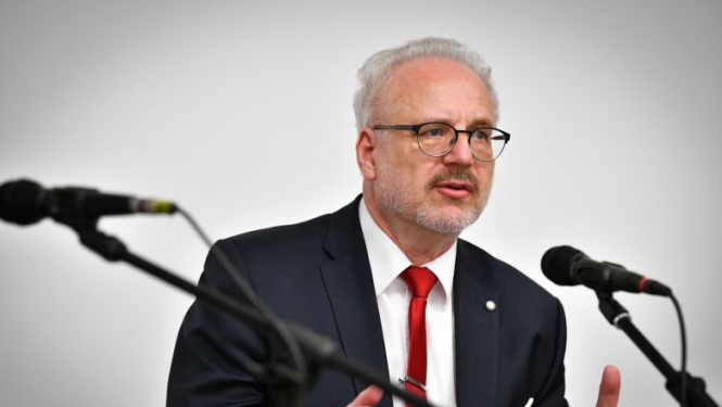 Valsts prezidents aicina uz diskusiju Rīgas pilī “Tēmturis − valsts valoda”