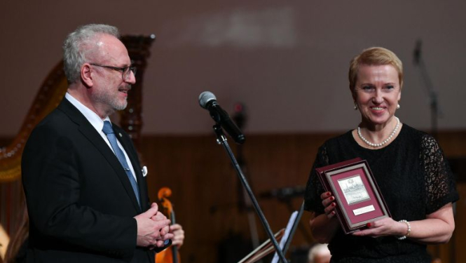 Valsts prezidents sveic Emīla Dārziņa Mūzikas vidusskolu 75 gadu jubilejā