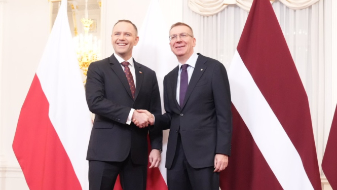 Valsts prezidents Edgars Rinkēvičs Rīgas pilī tikās ar Polijas Republikas prezidentu Karolu Navrocki 