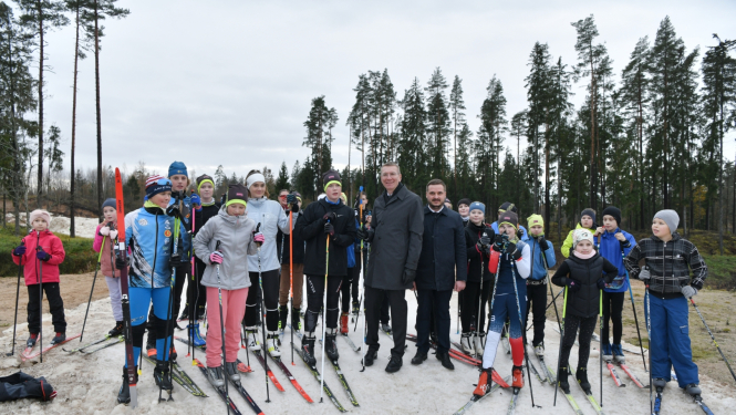 06.11.2023. Valsts prezidenta Edgara Rinkēviča darba vizīte Madonas novadā. Sporta un atpūtas bāzes “Smeceres sils” apmeklējums. Foto autors: Ilmārs Znotiņš, Valsts prezidenta kanceleja.