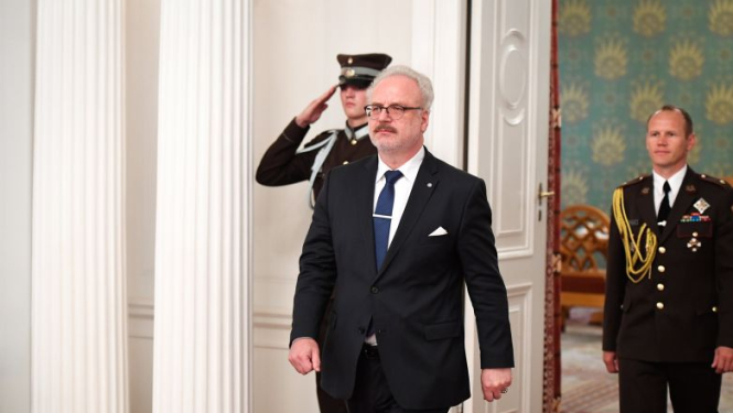 Valsts prezidents akreditē ārvalstu vēstniekus Latvijā