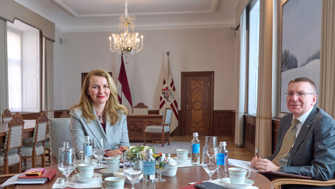 19.03.2025. Valsts prezidents Edgars Rinkēvičs tiekas ar Tieslietu ministri Inesi Lībiņu - Egneri