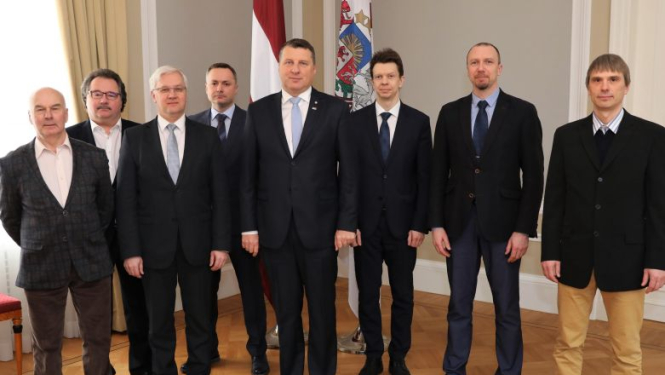 Valsts prezidents uzklausa Enerģētikas drošības komisijas priekšlikumus enerģētikas politikas pilnveidošanai