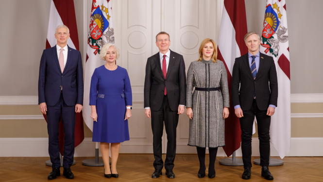 13.12.2023. Valsts prezidenta Edgara Rinkēviča tikšanās ar Saeimas priekšsēdētāju Daigu Mieriņu, Ministru prezidenti Eviku Siliņu, ārlietu ministru Krišjāni Kariņu un Saeimas Ārlietu komisijas vadītāju Rihardu Kolu