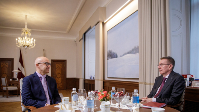 04.01.2023. Valsts prezidenta Edgara Rinkēviča tikšanās ar valsts kontrolieri Edgaru Korčaginu. Foto autors: Dāvis Doršs, Valsts prezidenta kanceleja.