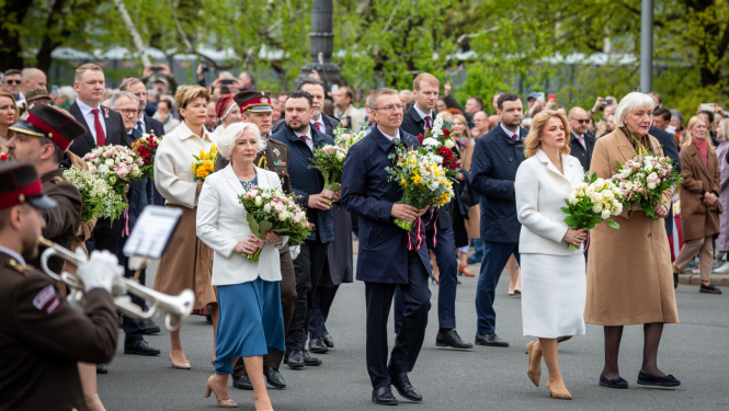 04.05.2025. Svinīgā ziedu nolikšanas ceremonija pie Brīvības pieminekļa Latvijas Republikas Neatkarības atjaunošanas 35. gadadienā