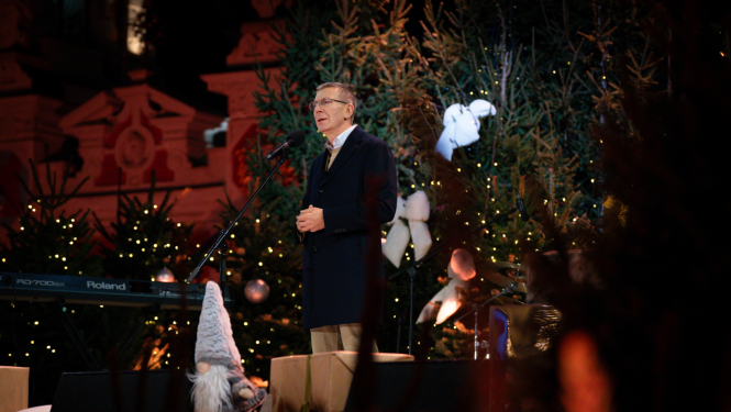 Valsts prezidents uzrunā noslēguma koncertā akcijā "Eņģeļi pār Latviju"