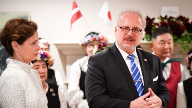 Valsts prezidents tiekas ar Japānas latviešu kopienas pārstāvjiem