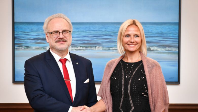 Valsts prezidents tiekas ar FKTK priekšsēdētāju Santu Purgaili