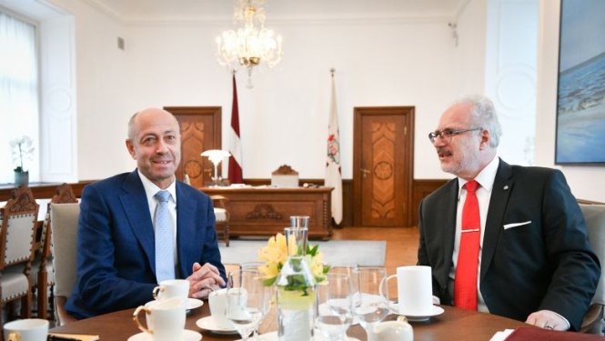 Tikšanās Rīgas pilī: Visu rīdzinieku un Latvijas iedzīvotāju labā ir jānojauc siena starp galvaspilsētu un valsti