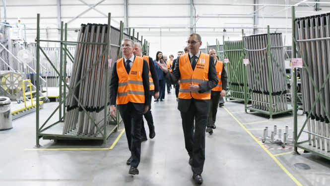 Valsts prezidents apskata SIA “Brabantia Latvia” ražotni