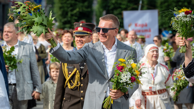 Valsts prezidents sveic Skolu jaunatnes dziesmu svētku dalībniekus