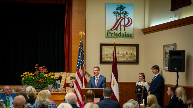 Valsts prezidents Edgars Rinkēvičs tiekas ar tautiešiem Ņūdžersijas Latviešu biedrībā