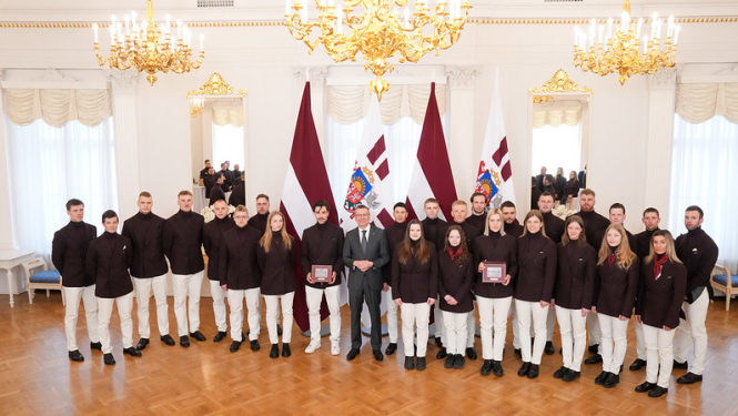 Valsts prezidents Edgars Rinkēvičs sveic Milānas-Kortīnas 2026. gada ziemas olimpisko spēļu dalībniekus