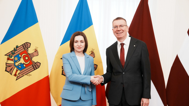 Valsts prezidents Edgars Rinkēvičs tiekas ar Moldovas prezidenti Maiju Sandu Rīgas pilī