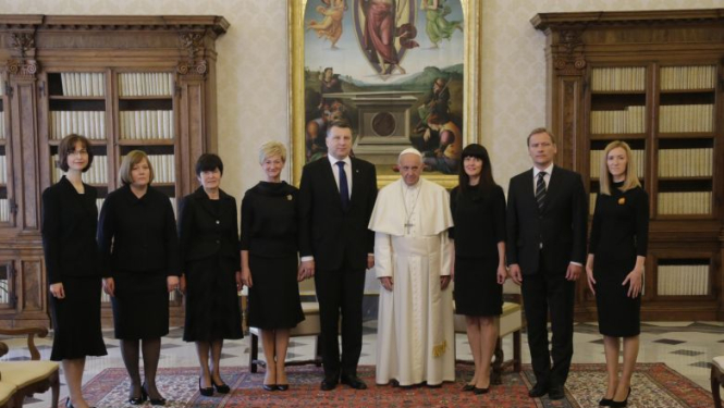 Valsts prezidents ar pāvestu Francisku pārrunā vērtību nozīmi mūsdienu sabiedrībā