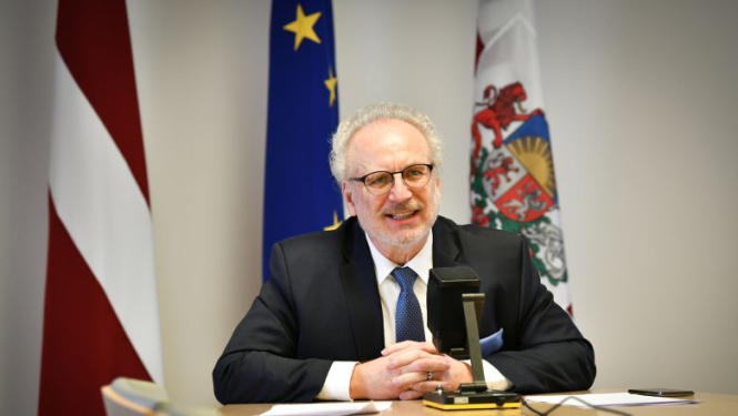 Valsts prezidents Egils Levits piedalās tiešsaistes diskusijā par parlamentāro demokrātiju ar Eiropas Parlamenta jaunajiem vēstniekiem, absolventiem un ekspertiem