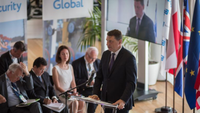 Valsts prezidents: Nākotnē enerģētikas drošības pamatā būs energoefektivitāte, pieaugoša atjaunojamās enerģijas izmantošana un patērētāju izglītošana