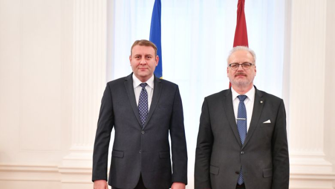 Valsts prezidents akreditē Rumānijas ārkārtējo un pilnvaroto vēstnieku Latvijā