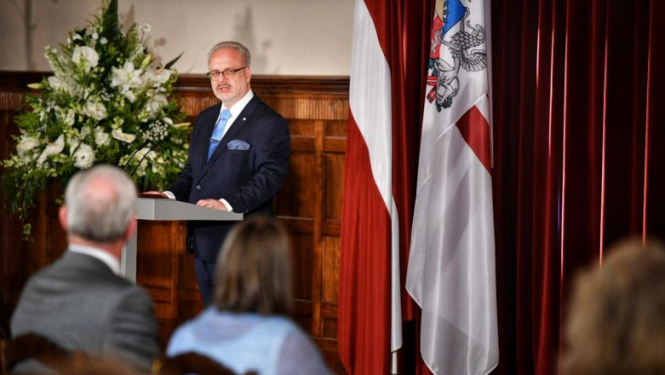 Koncertā Rīgas pilī medicīnas darbiniekiem pateicas par nesavtīgo darbu sabiedrības labā COVID-19 krīzē